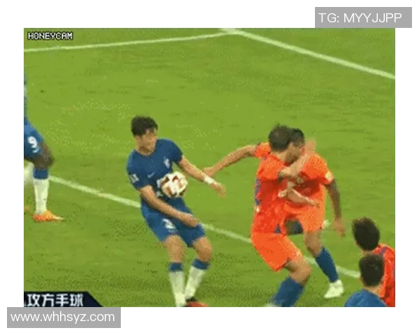 模仿足球明星进球技巧揭秘让你在球场上成为焦点的秘诀